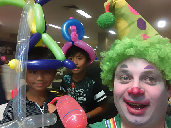 Noodles The Clown at Harvey Norman